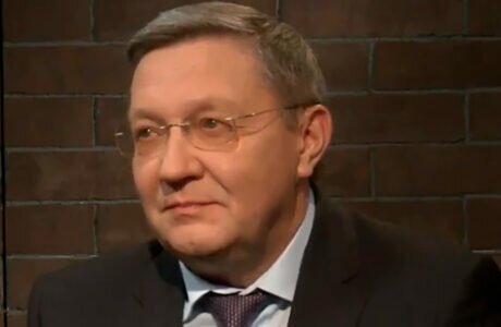 Экс-министр призвал Украину к реализации Минских соглашений