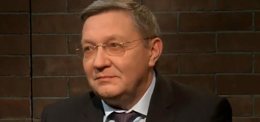 Экс-министр призвал Украину к реализации Минских соглашений