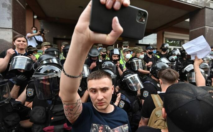 Стерненко как кривое зеркало украинской "революции"