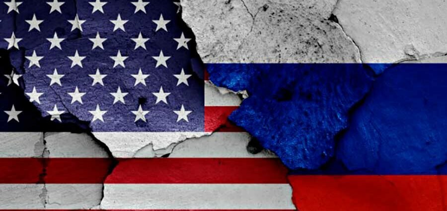 Вашингтону посоветовали смягчить отношения с РФ из-за противостояния Китаю